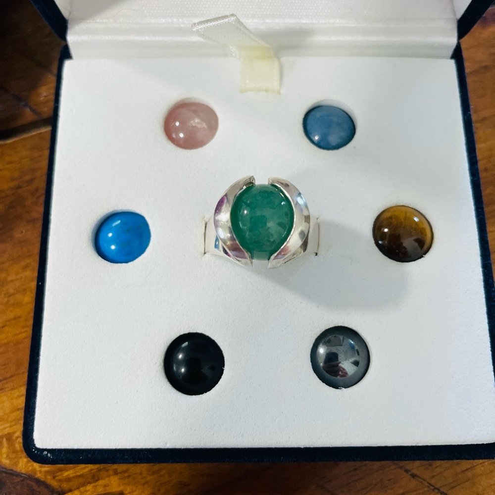 90s Sterling Silver Green Gemstone Statement Ring